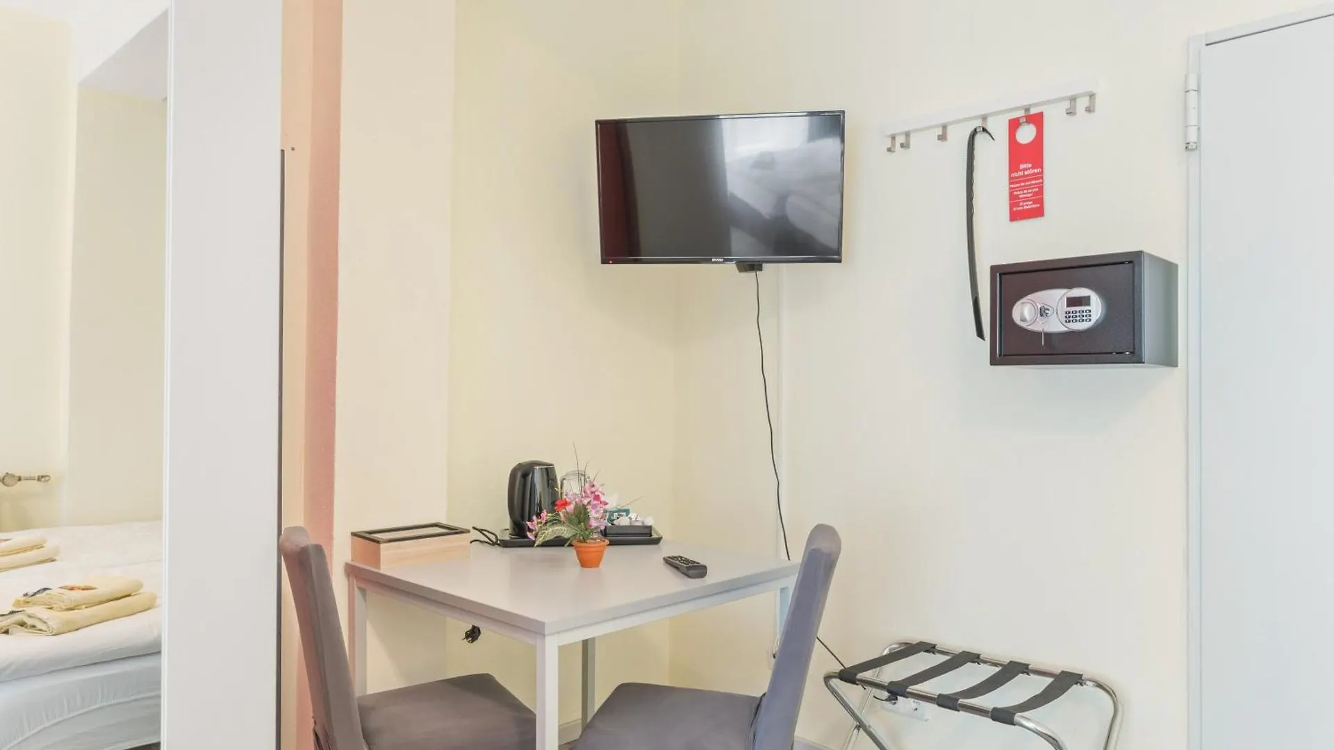 Businesshotel Lemon Suites Self Check-In Messe Airport Mit Kueche - Monteure Willkommen Neuhausen auf den Fildern