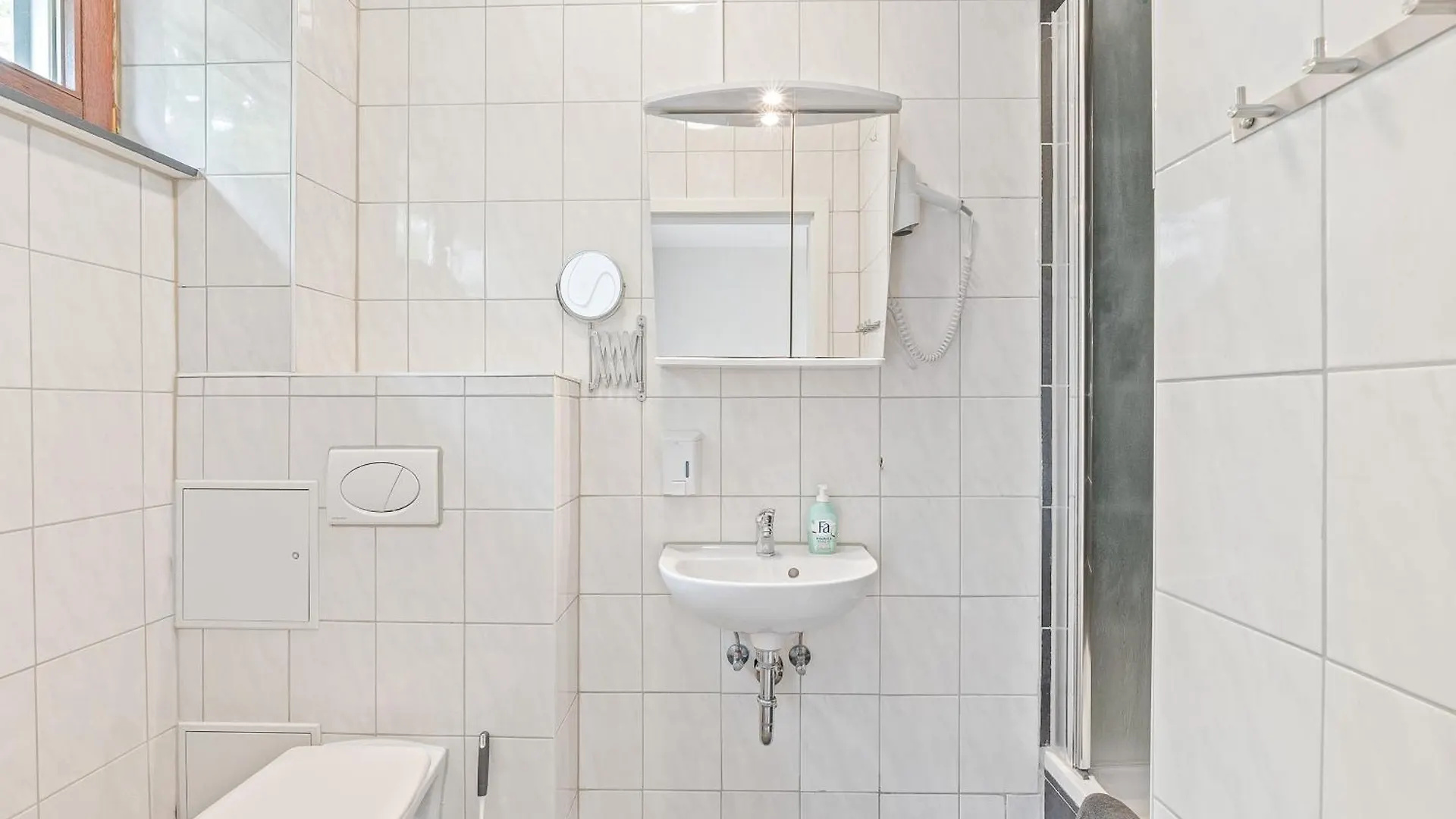 Businesshotel Lemon Suites Self Check-In Messe Airport Mit Kueche - Monteure Willkommen Neuhausen auf den Fildern 0*,  Germany
