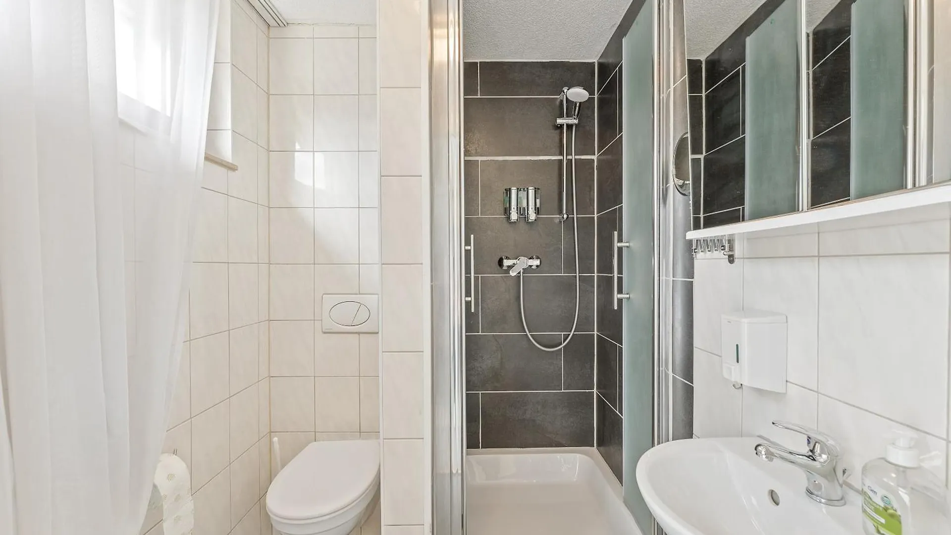 Hotel Businesshotel Lemon Suites Self Check-In Messe Airport Mit Kueche - Monteure Willkommen Neuhausen auf den Fildern Germany