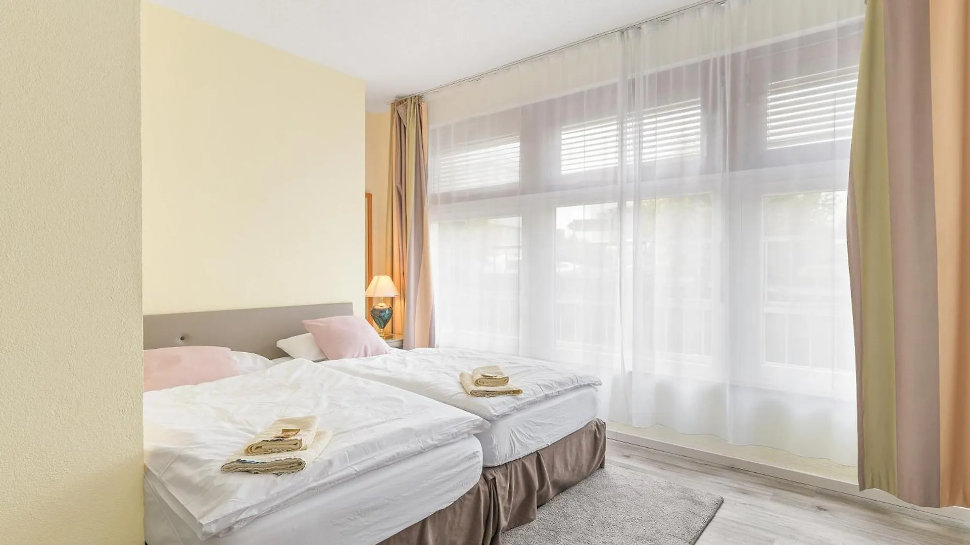 Businesshotel Lemon Suites Self Check-In Messe Airport Mit Kueche - Monteure Willkommen Neuhausen auf den Fildern 0*,  Germany